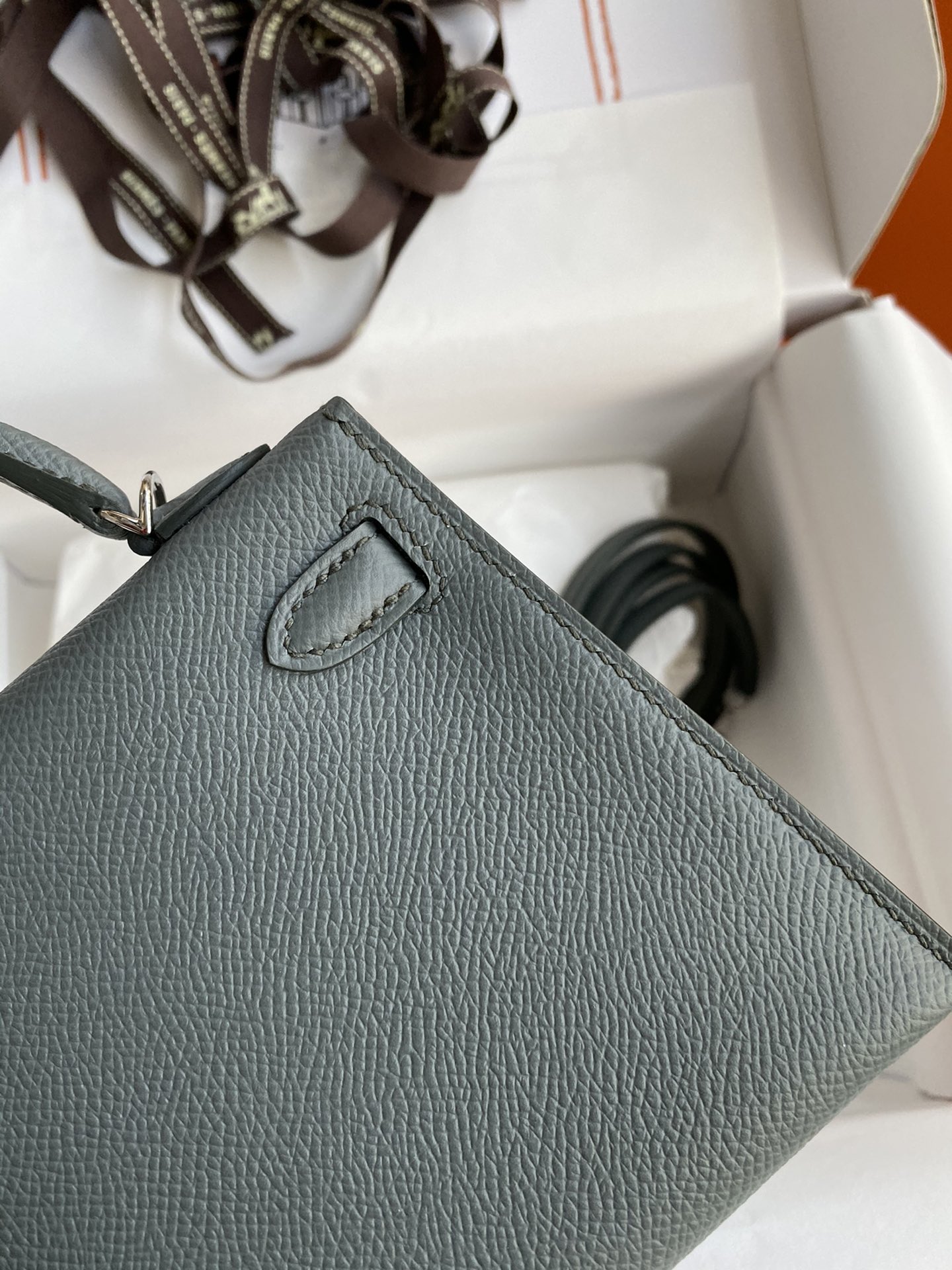 Hermes Kelly Mini II Bag 19CM In Vert Amande Epsom Leather